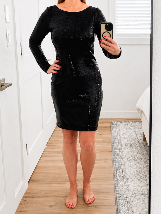 Calvin Klein Dresses & Skirts - Calvin Klein Black Long Sleeve Sequin Sheath Dress